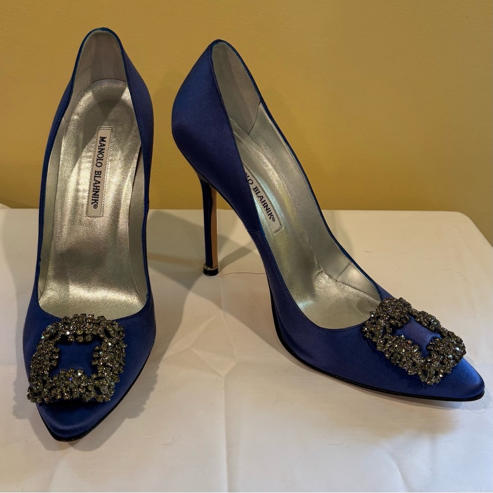 Manolo Blahnik Hangisi Satin Blue Heels